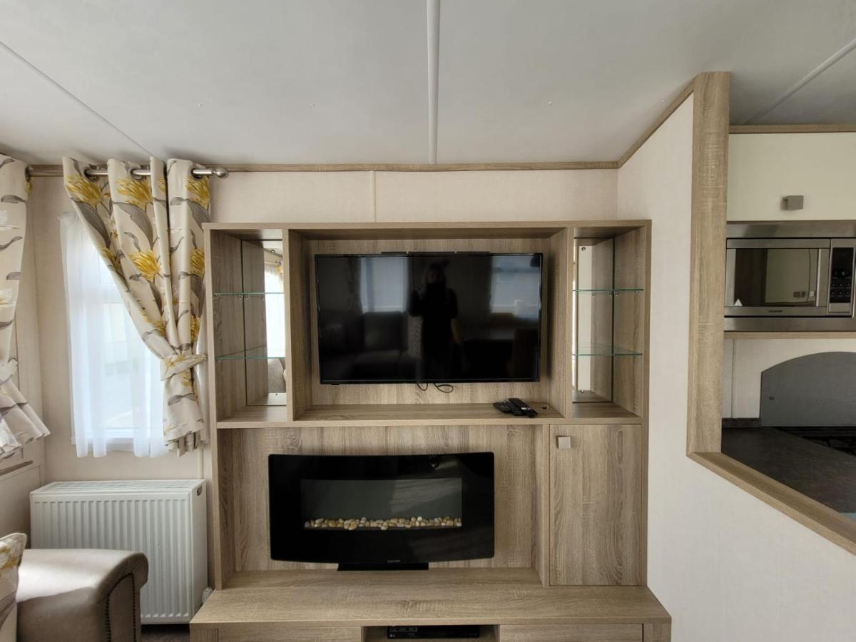 Villa Caravan In The Cotswolds à Cirencester Extérieur photo