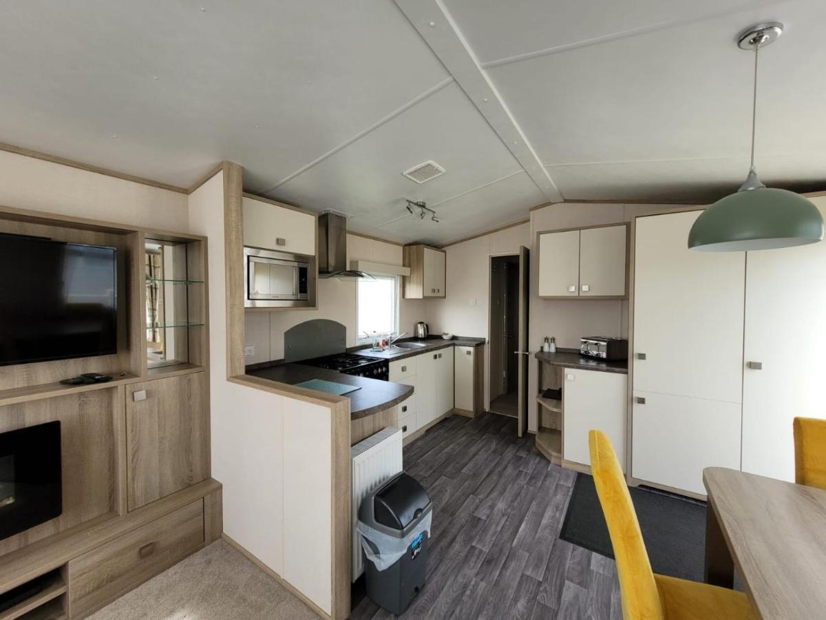 Villa Caravan In The Cotswolds à Cirencester Extérieur photo