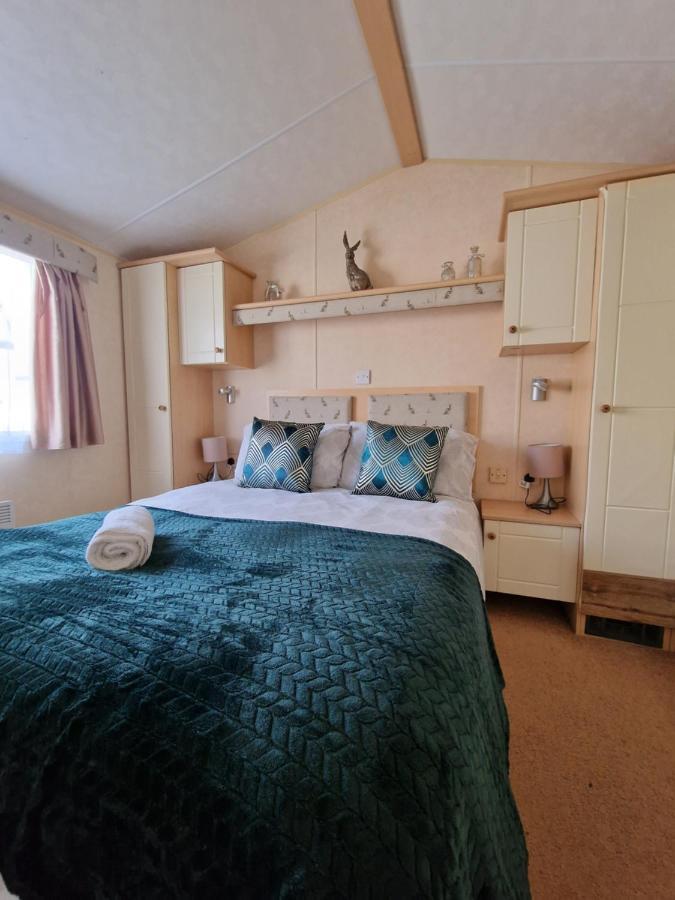 Villa Caravan In The Cotswolds à Cirencester Extérieur photo