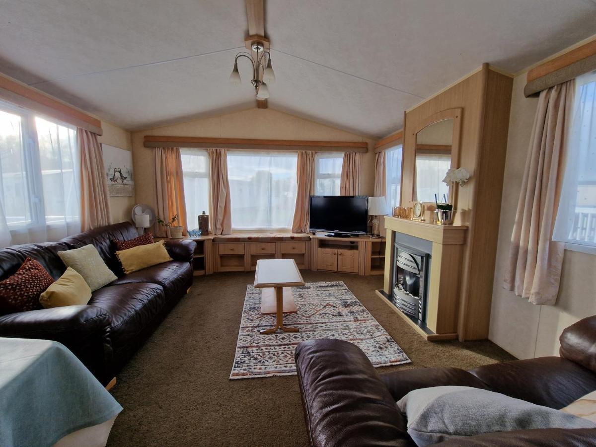 Villa Caravan In The Cotswolds à Cirencester Extérieur photo
