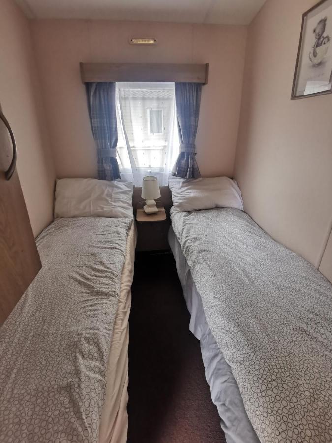 Villa Caravan In The Cotswolds à Cirencester Extérieur photo